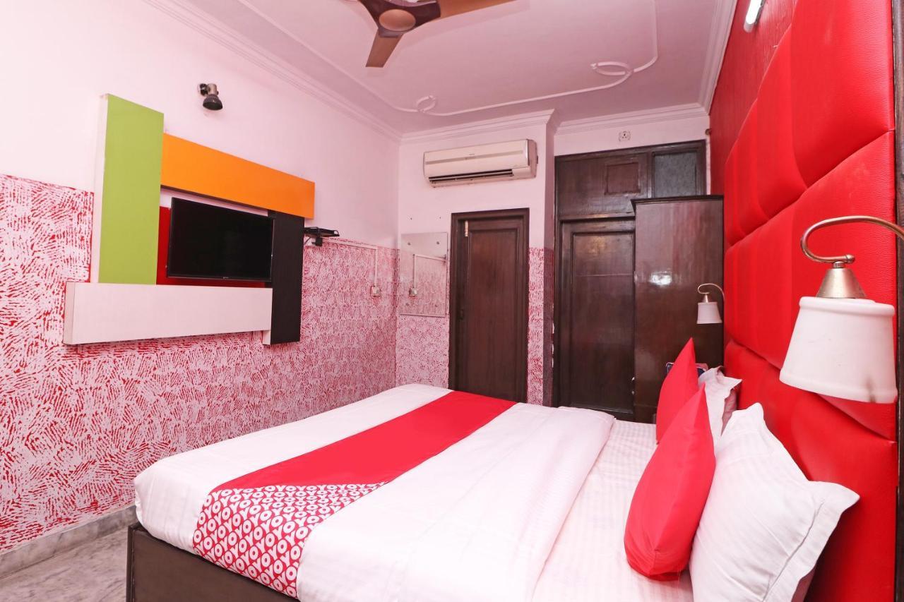 Oyo 29304 Hotel Pooja Yamuna Nagar Luaran gambar