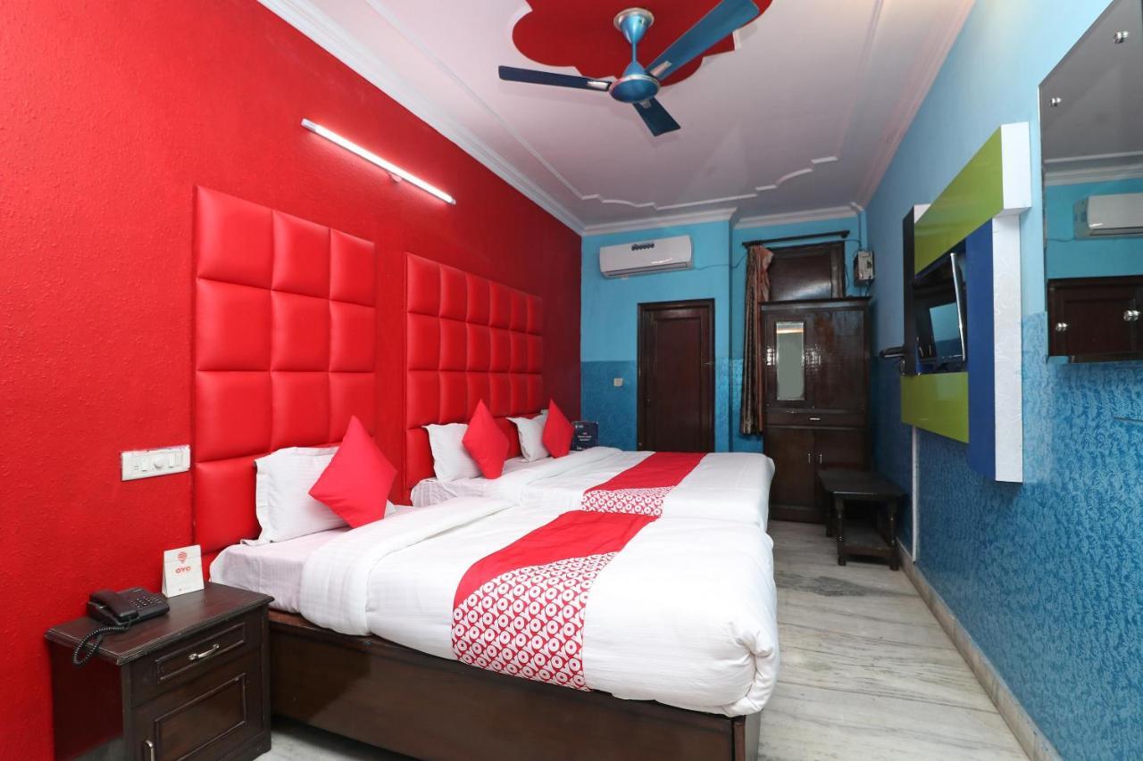 Oyo 29304 Hotel Pooja Yamuna Nagar Luaran gambar
